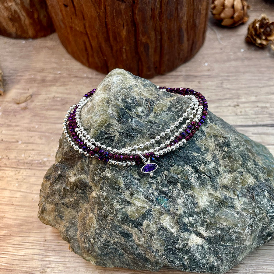Bracelet femme multi-rang PURPLE EYE CONTACT – perles de cristal irisé violet, pendentif œil améthyste et argent 925