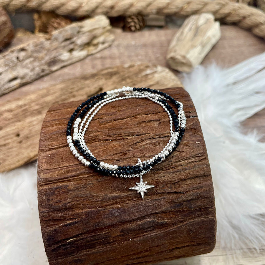 Bracelet femme BURN MY NIGHT, LOVER – multi-rangs en perles de tourmaline noire, argent 925 et pendentif étoile du Nord