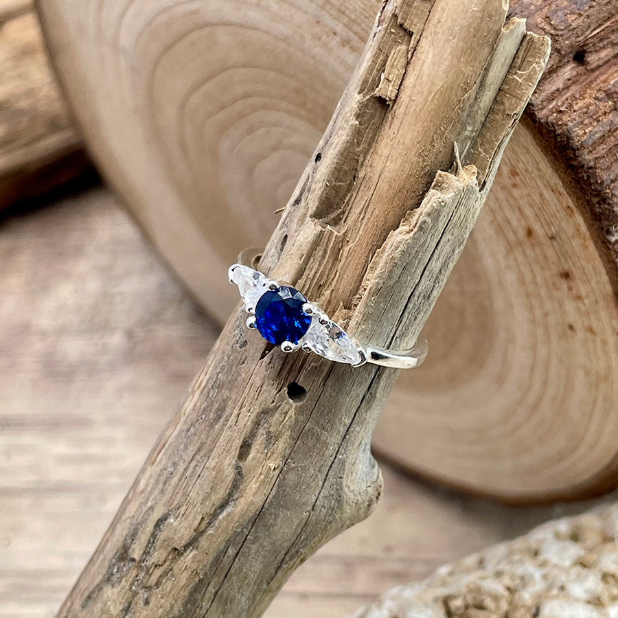 Bague femme YES TO MYSELF – argent 925, zircon façon saphir et pierres latérales façon diamant