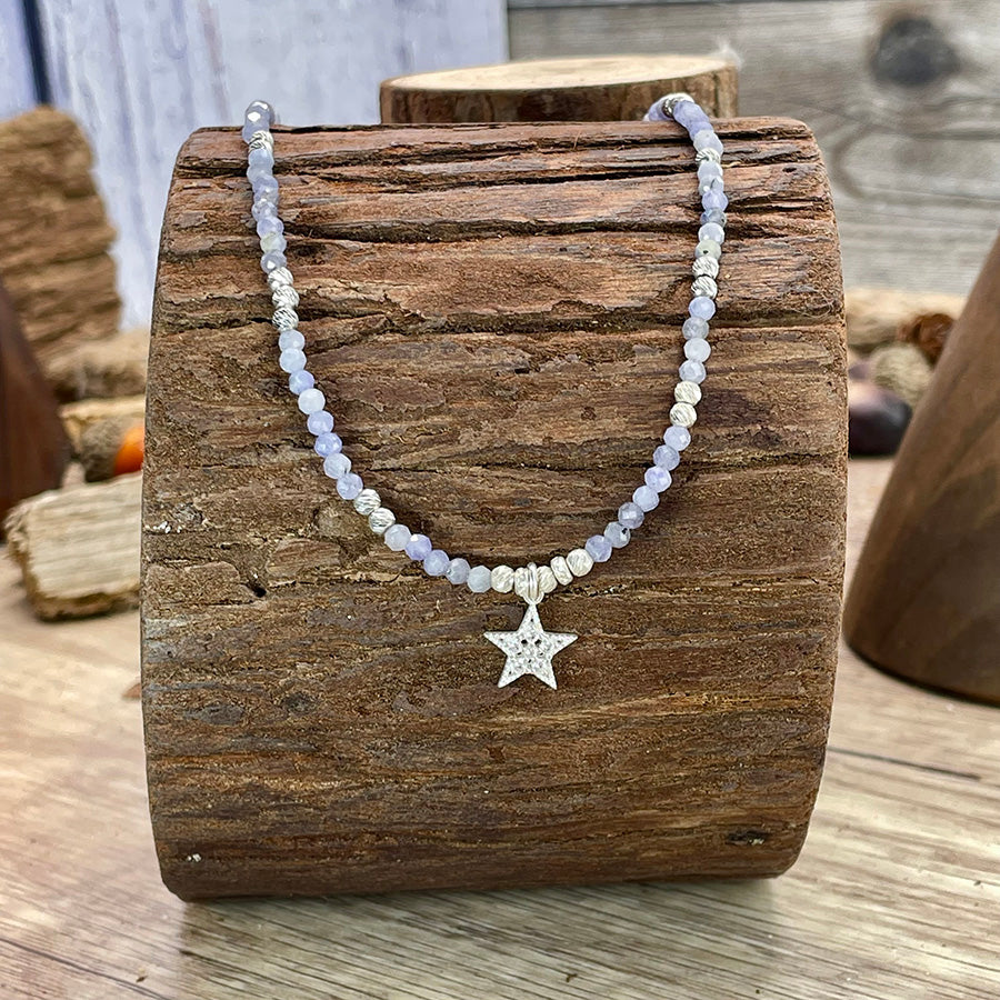 Collier femme I WISH IN MYSELF – perles de tanzanite facettées, pendentif étoile pavée zircon et argent 925
