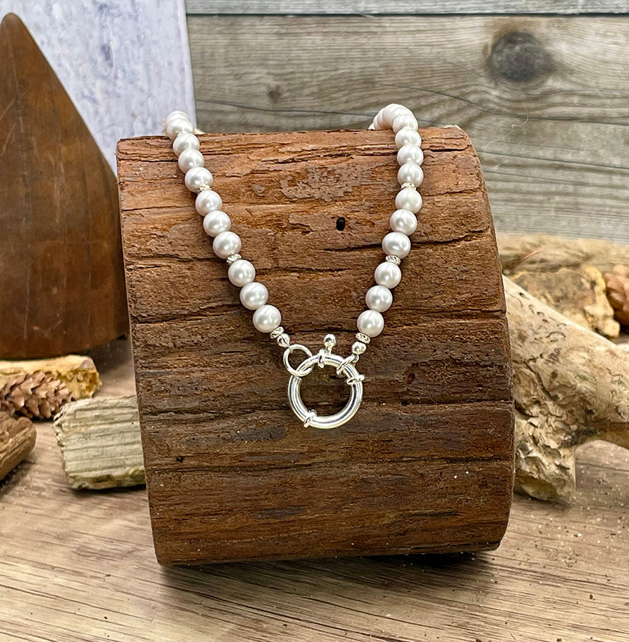 WATER PEARL COLLIER EN PERLES DE CULTURE BLANCHES AVEC FERMOIR BOUÉE EN ARGENT 925