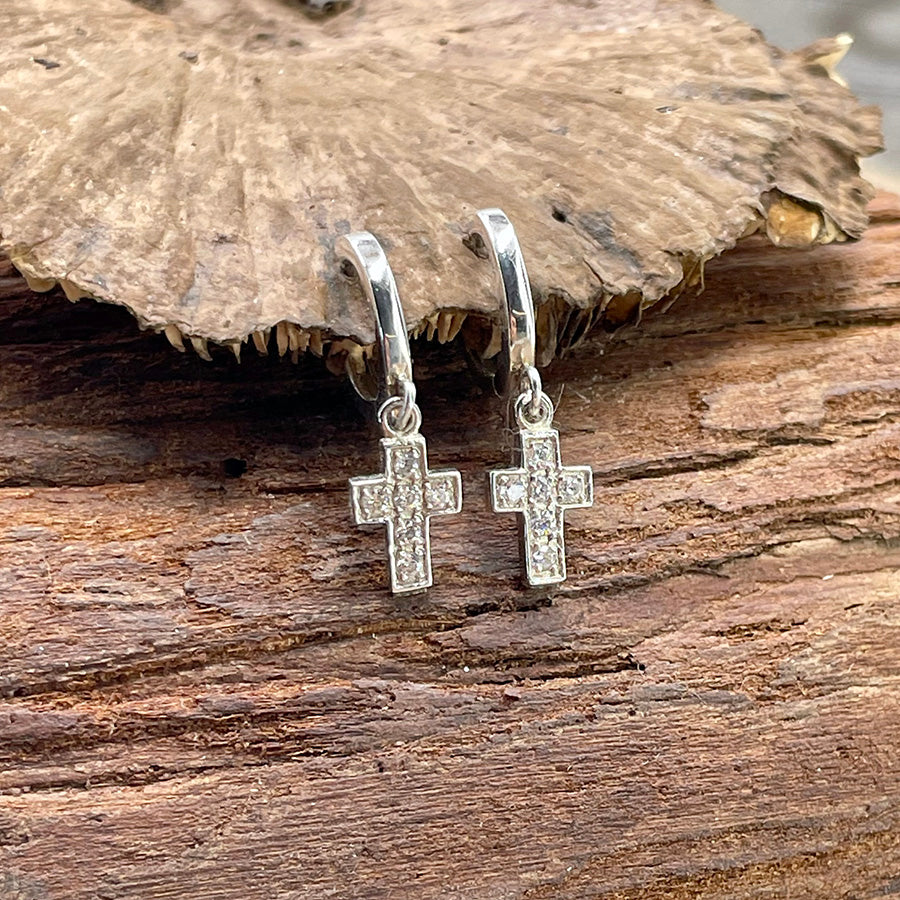 Boucles d’oreilles femme SINNER’S EDITION – créoles 14 mm et pendentifs croix pavées de zircons en argent 925