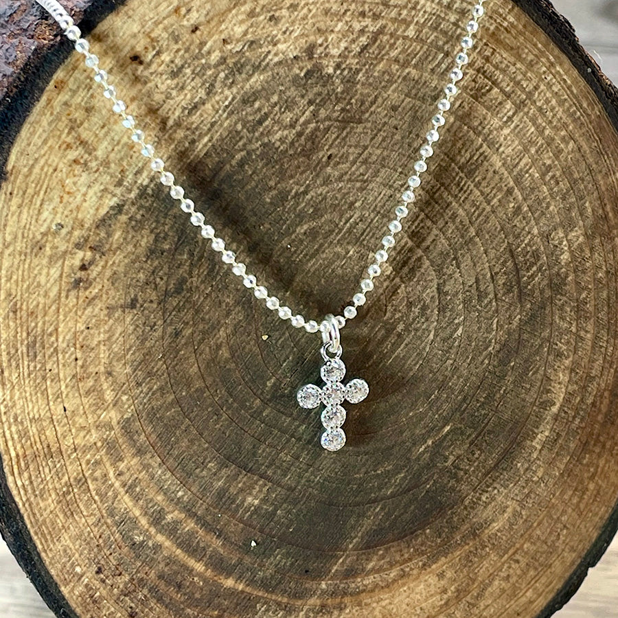 Collier femme SIN CITY – chaîne boules facettées scintillantes, pendentif croix zircons et argent 925