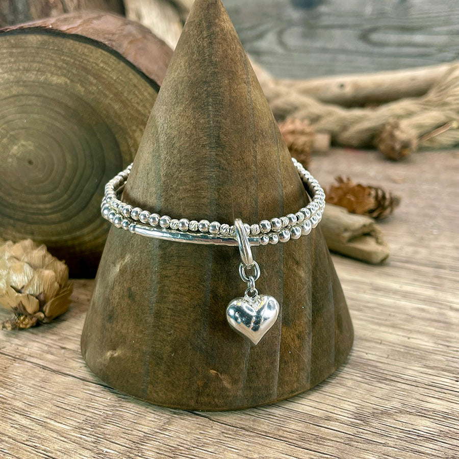 BLEEDING HEART BRACELET DOUBLE-RANG DE TUBES ET PERLES AVEC CŒUR BOMBÉ EN ARGENT 925