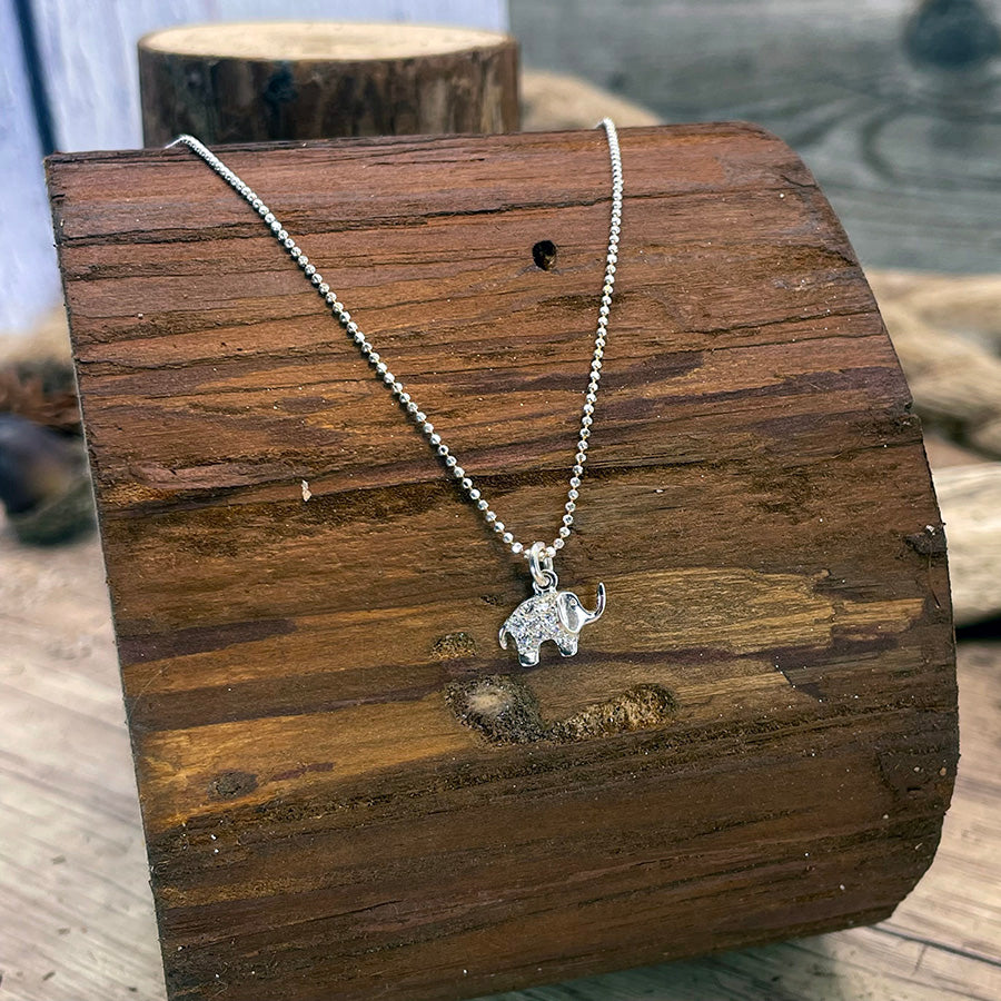Collier femme NEVER FORGET, DARLING – pendentif éléphant pavé de zircons façon diamant & chaîne boules facettées scintillantes en argent 925
