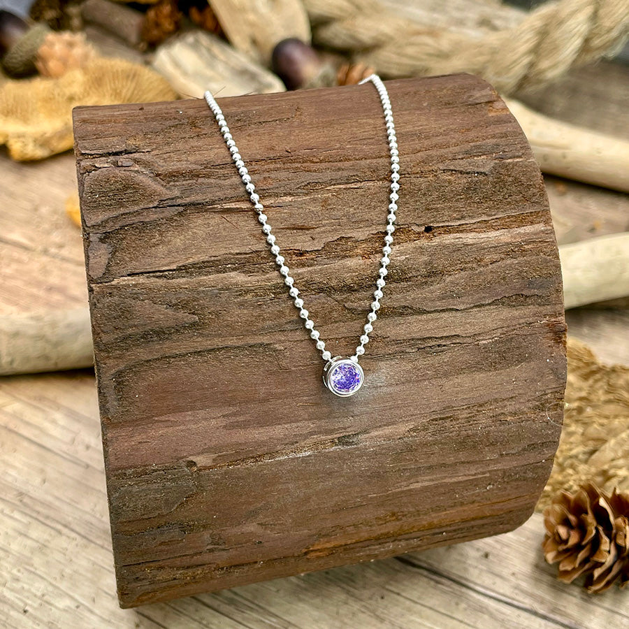 Collier femme VIOLET OBSESSION – chaîne boules facettées scintillantes et zircon violet façon solitaire en argent 925