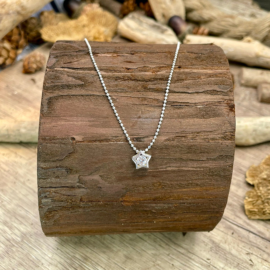Collier femme en argent 925 – KISS MY STAR, chaîne boules diamantées & étoile zircon