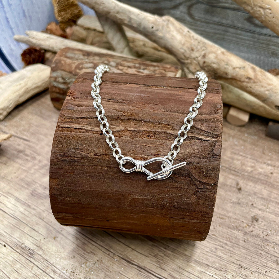 Collier femme ENDLESSLY UNTOUCHABLE, DEAR – chaîne jaseron épaisse en argent 925, fermoir toggle nœud infini stylisé