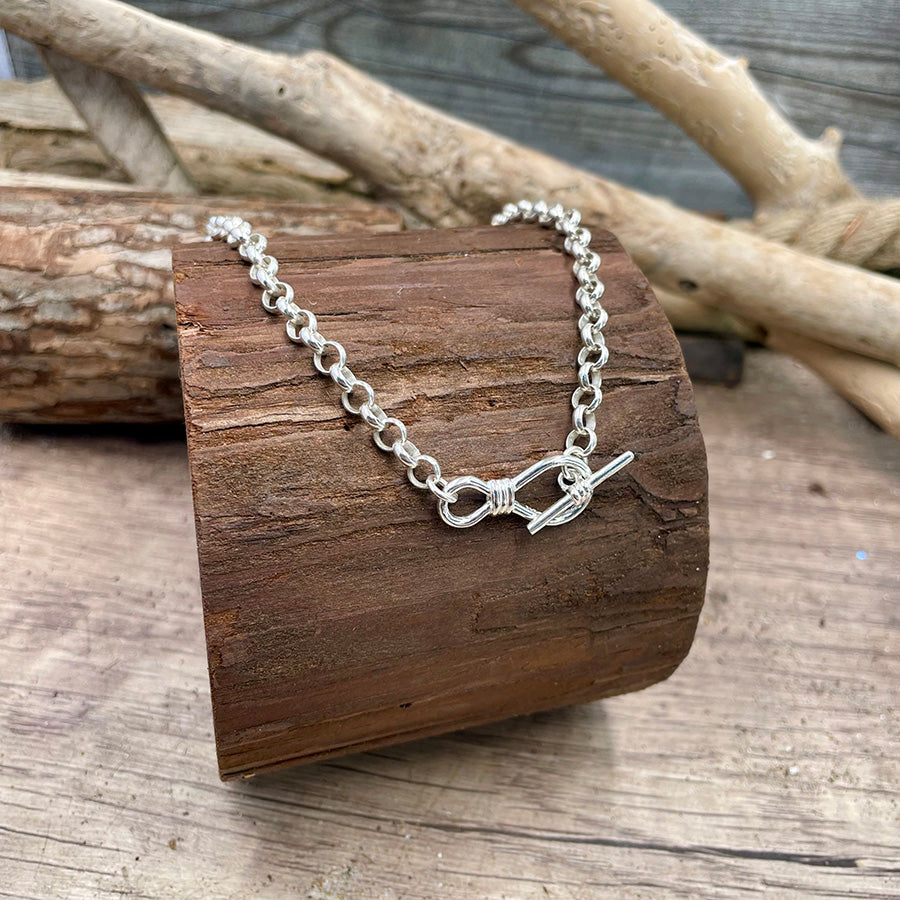 Collier femme ENDLESSLY UNTOUCHABLE, DEAR – chaîne jaseron épaisse en argent 925, fermoir toggle nœud infini stylisé
