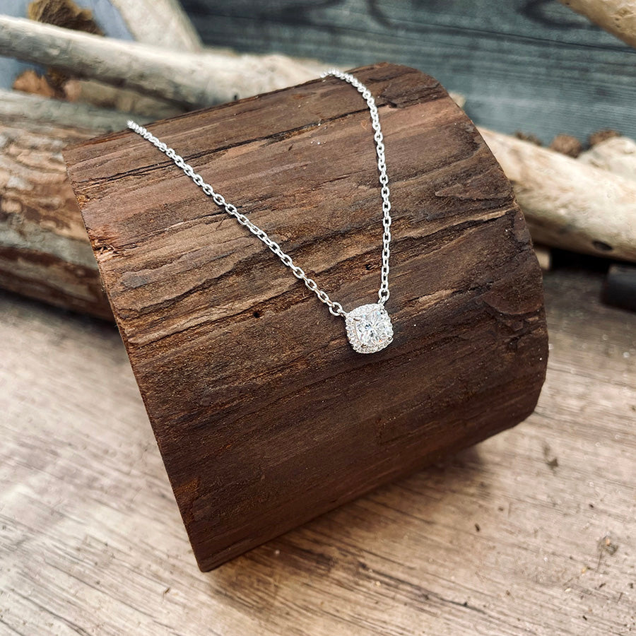 Collier femme SUGAR ICE, BABE – pendentif halo taille coussin façon diamant & chaîne forçat en argent 925