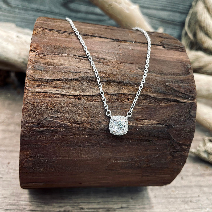 Collier femme SUGAR ICE, BABE – pendentif halo taille coussin façon diamant & chaîne forçat en argent 925