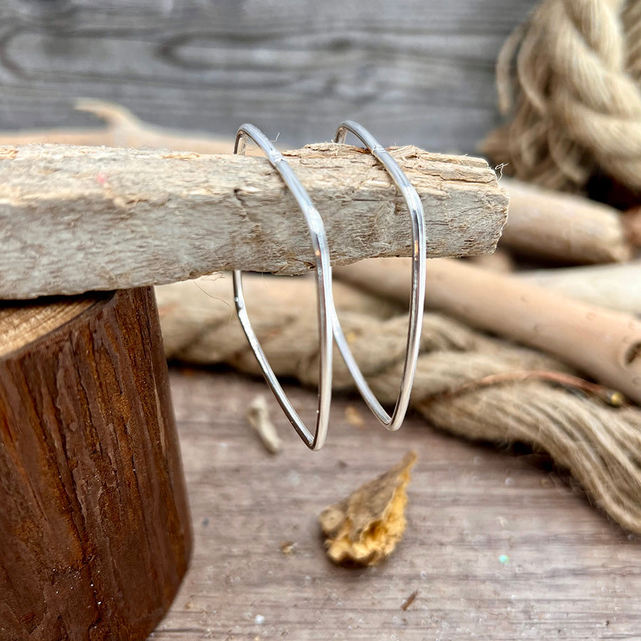 Boucles d’oreilles femme DON’T BE SO ROUND – créoles carrées moyennes en argent 925