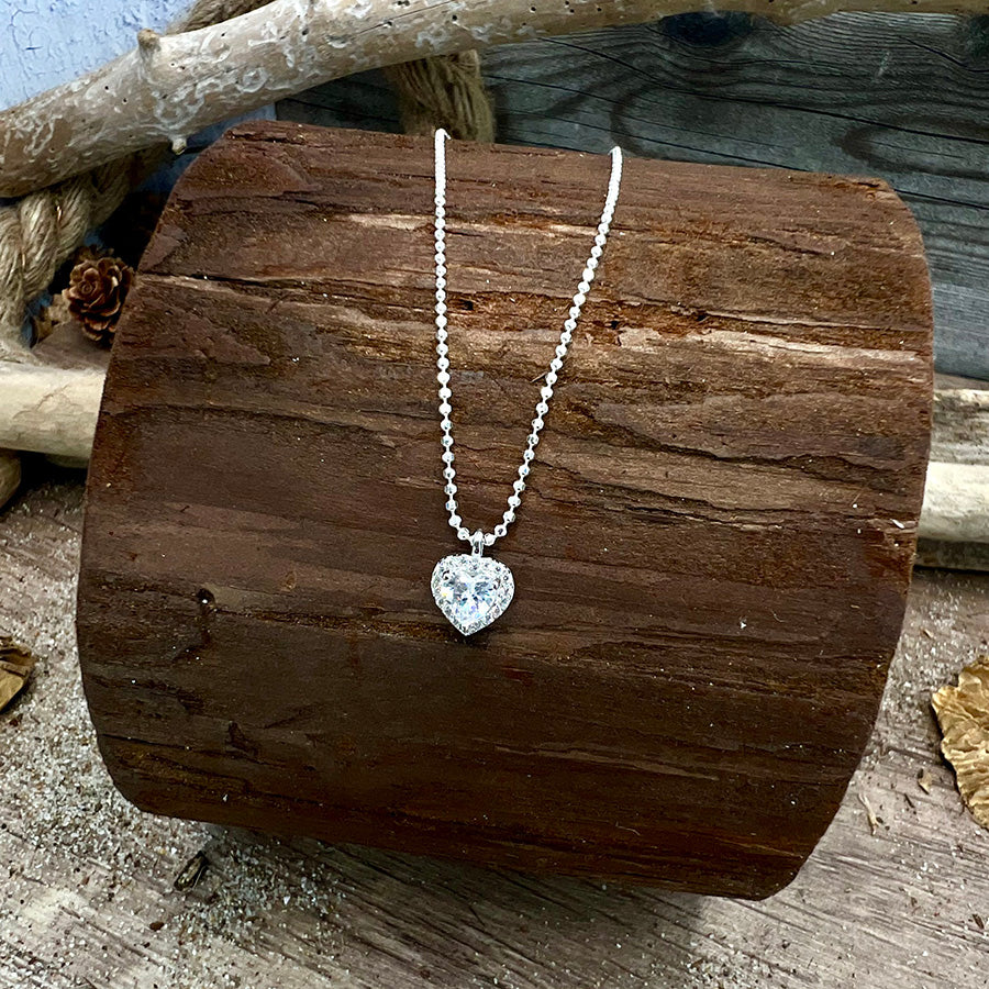 Collier femme BLING MY HEART, MY LOVE – chaîne boules facettées scintillantes medium en argent 925, pendentif cœur avec halo pavé façon diamant.