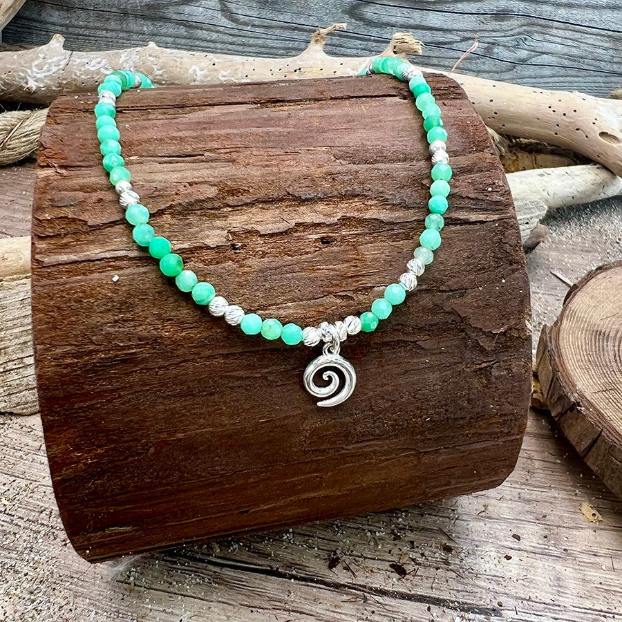 ANGELFISH CHRYSOPRASE PEARL NECKLACE AND 925 SILVER FISH PENDANT