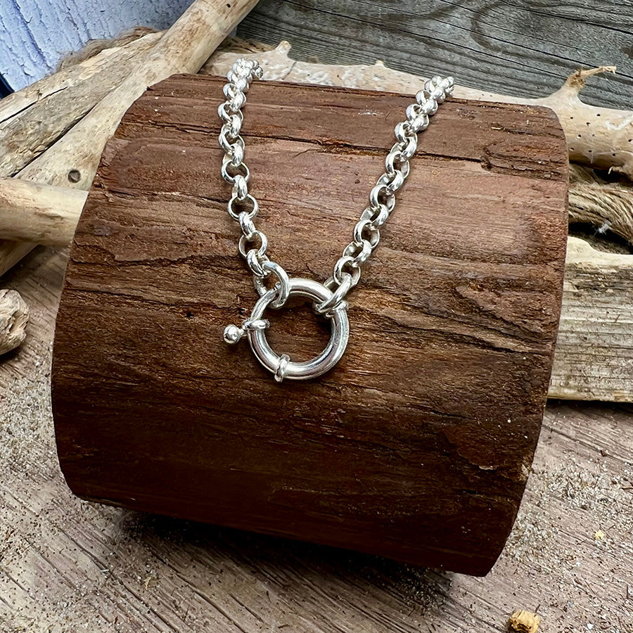 Collier femme NO FILTER, JUST SILVER – chaîne jaseron XXL et fermoir bouée oversize en argent 925