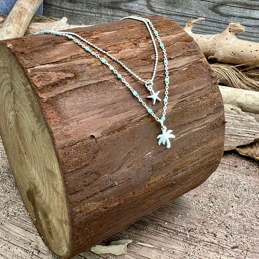 Collier femme double rang SPRITZ UNDER THE PALMS – chaîne perles émaillées turquoise, chaîne boules facettées scintillantes et pendentif palmier miroir argent 925