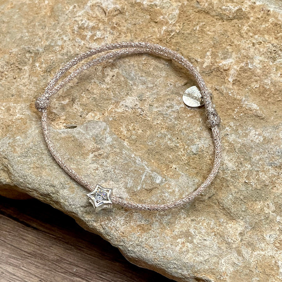 NOVA STARDUST BRACELET CORDON SCINTILLANT MOKUBA® AVEC PENDENTIF ZIRCON TAILLÉ EN ÉTOILE ET ARGENT 925