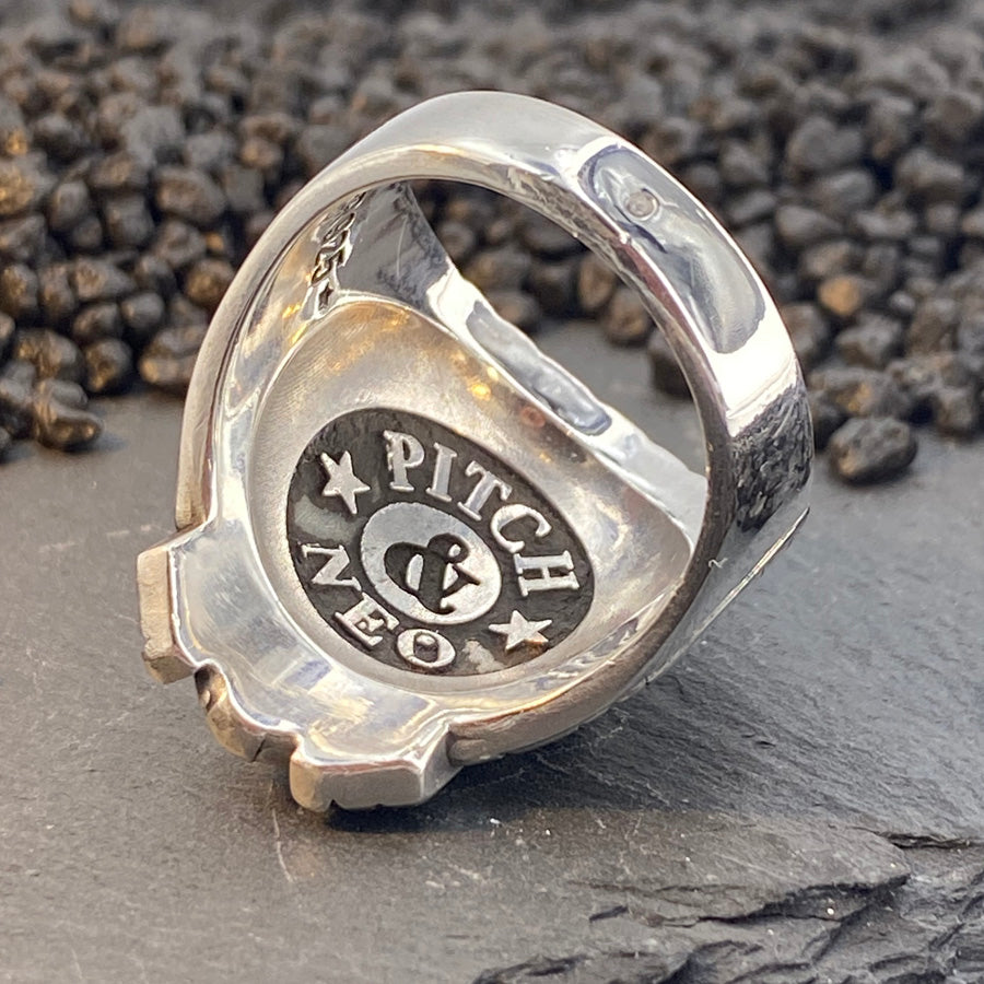 Chevalière tête d’indien homme SITTING BULL – argent 925 et étoiles signature