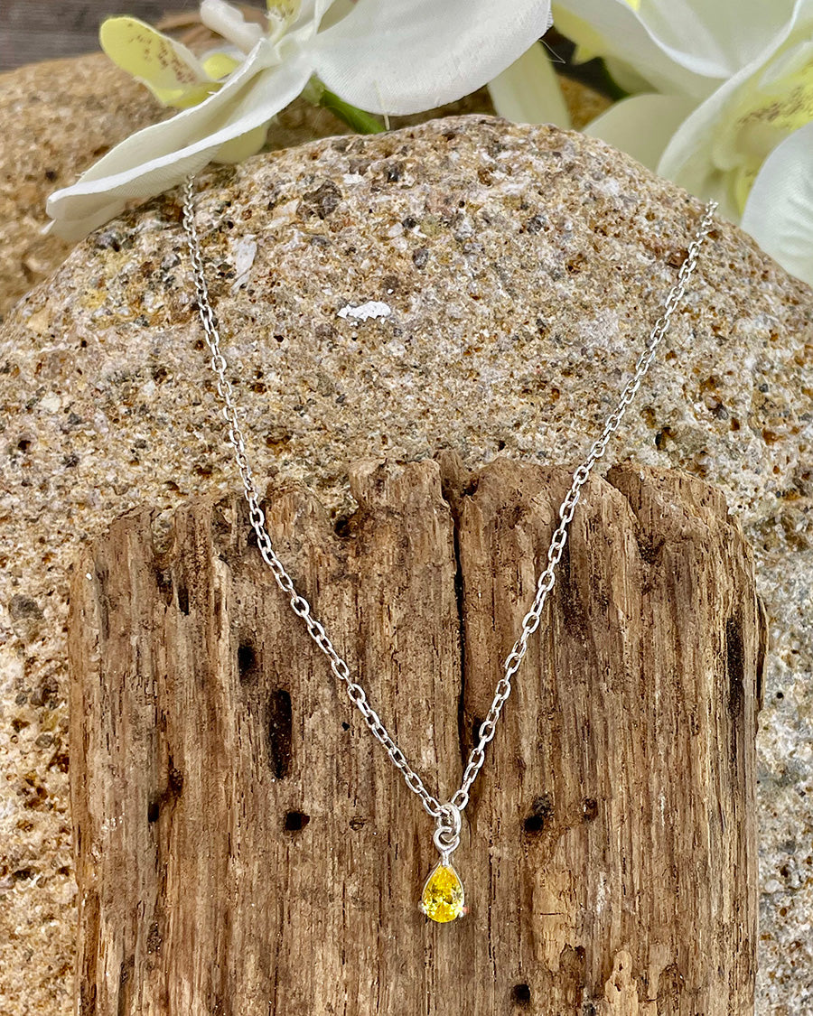 ESMERALDA COLLIER CHAÎNE MAILLE FORÇAT ET PENDENTIF GOUTTE EN CITRINE DE ZIRCONIUM  EN ARGENT 925