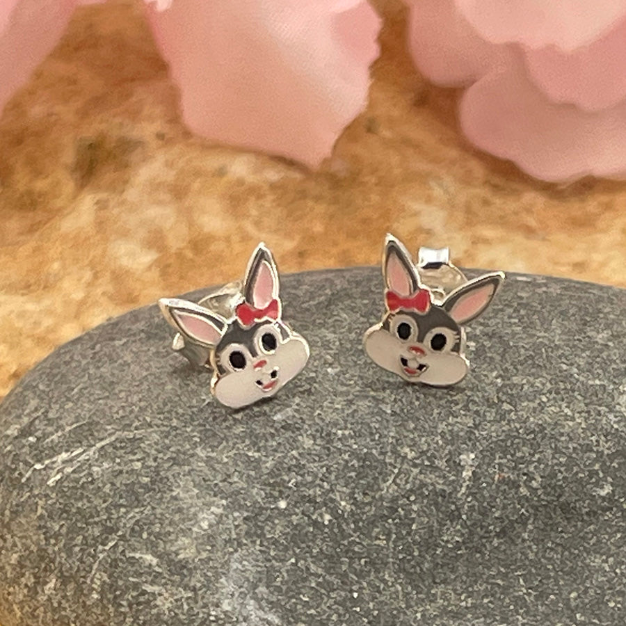 FOLLOW THE WHITE RABBIT BOUCLES D'OREILLES ENFANT LAPIN EN ÉMAIL PAILLETÉ ET ARGENT 925