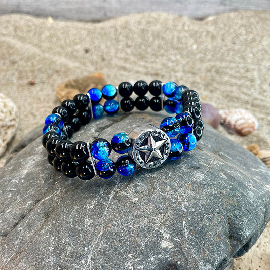 Bracelet homme double-rang BLACK STAR VISION – perles d’onyx 8 mm, perles lumineuses bleues, palet étoile signature et argent 925