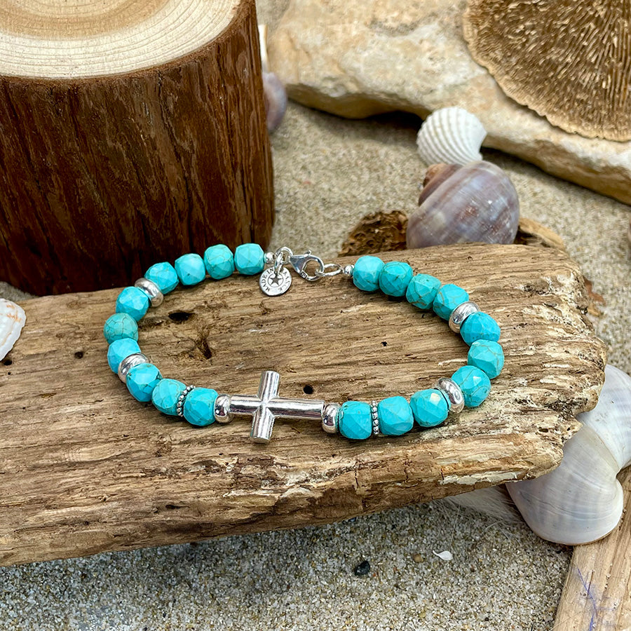 TEAL BRACELET HOMME EN PERLES DE TURQUOISES CARRÉES ET INTERCALARE CROIX EN ARGENT 925