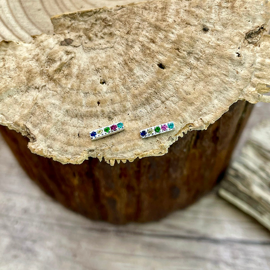 SIMPLISTIC RAINBOW BOUCLES D'OREILLES BARRETTE PAVÉE DE  ZIRCONS MULITICOLORES ET ARGENT 925 (Copie)