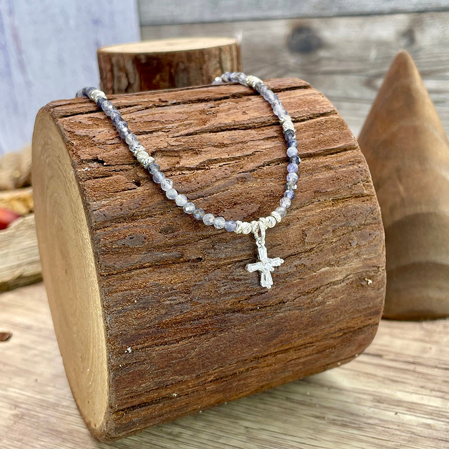 WATER SAPPHIRE NECKLACE WITH CORDIERITE BEADS AND ZIRCONIA CROSS PENDANT AND 925 SILVER