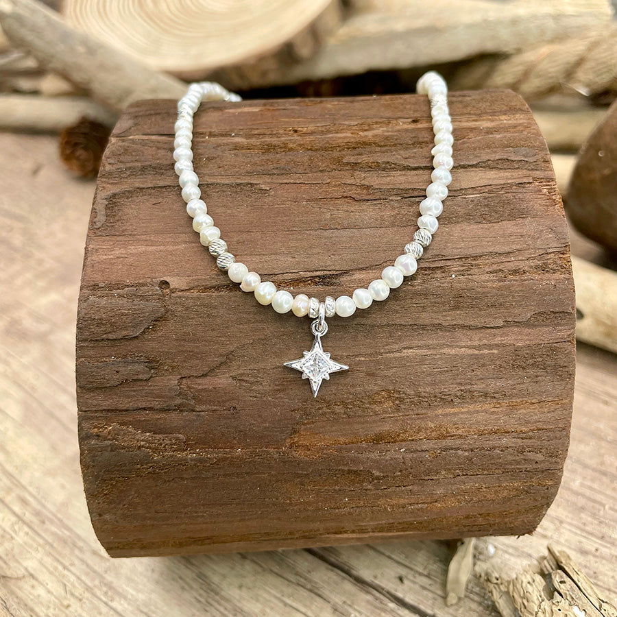 Collier femme KEEP YOUR EYES UP, GUYS! – perles de culture 4 mm, étoile polaire zircon et perles diamantées argent 925