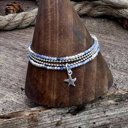 Bracelet femme multi-rang BAD MERMAID ENERGY – perles de tanzanite facettées, pendentif étoile de mer et argent 925