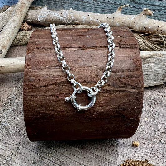 Collier femme NO FILTER, JUST SILVER – chaîne jaseron XXL et fermoir bouée oversize en argent 925