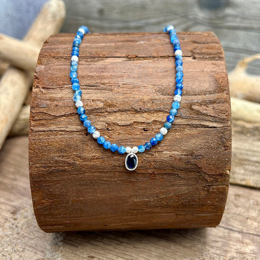 Collier femme LAST CRUSH BEFORE MIDNIGHT – perles de cyanite, pendentif ovale zircon bleu serti milgrain et argent 925