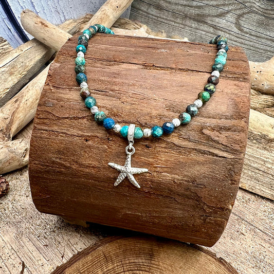 Collier femme OCEAN HANGOVER – perles d’azurite facettées, pendentif étoile de mer oversize et argent 925