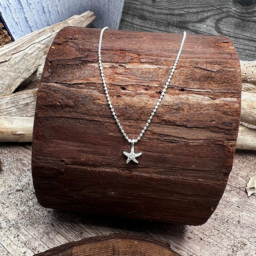 Collier femme BABY GODDESS – chaîne boules facettées scintillantes, pendentif mini étoile de mer zircons et argent 925