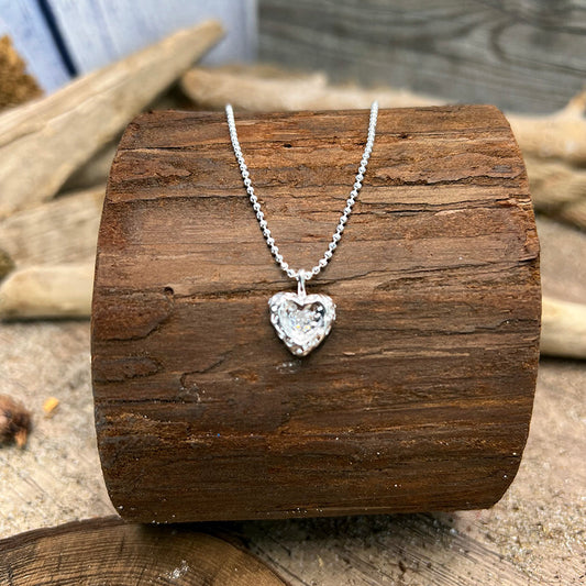 Collier femme LOVE IS A GUN – chaîne boules facettées scintillantes, pendentif cœur oversize zircon et argent 925