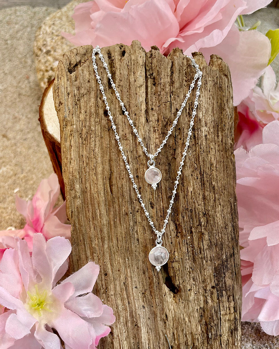 LA VIE EN ROSE COLLIER CHAÎNES BOULES DOUBLE RANG ET PENDENTIFS EN QUARTZ ROSE DU BRÈSIL ET ARGENT 925