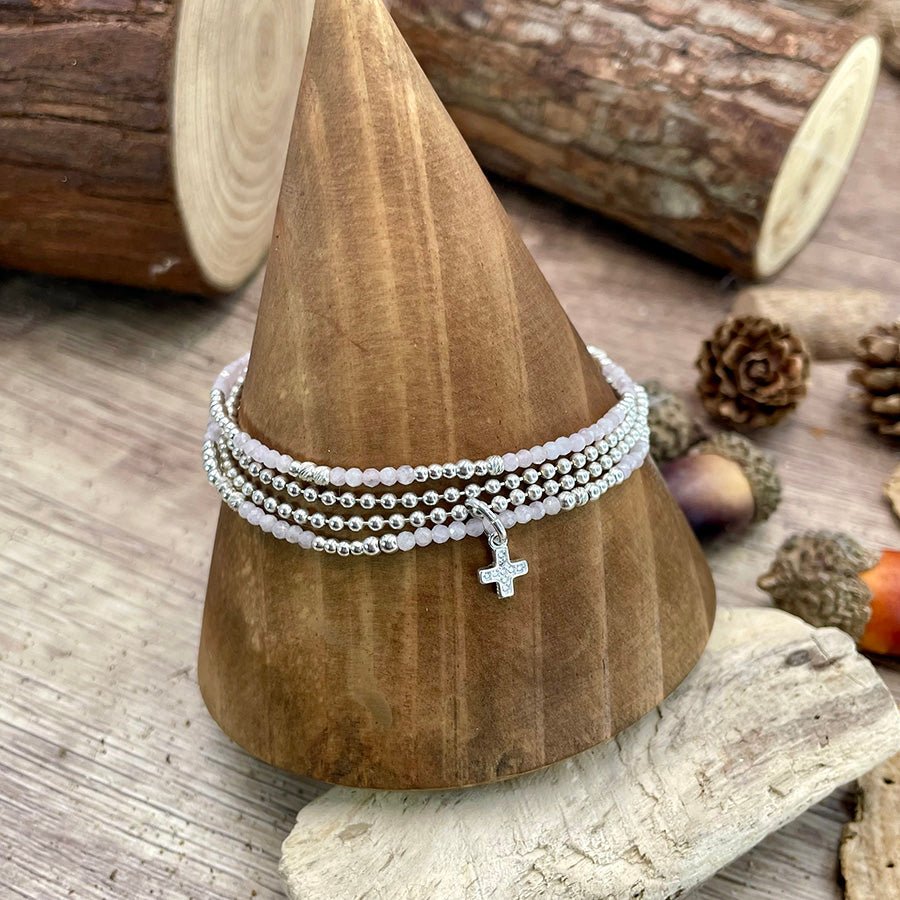 BABY PINK BRACELET MULTI - RANGS EN PERLES DE KUNZITE AVEC CHAÎNE MAILLE BOULES ET PENDENTIF CROIX PAVÉ DE ZIRCONS EN ARGENT 925 – bijoux fait main en argent 925 | Pitch & Néo