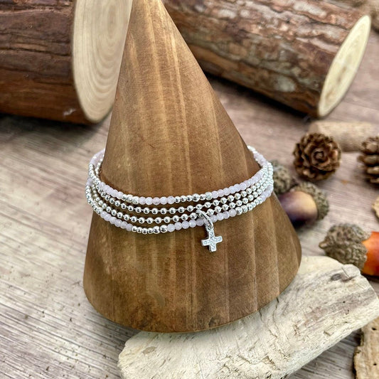 BABY PINK BRACELET MULTI - RANGS EN PERLES DE KUNZITE AVEC CHAÎNE MAILLE BOULES ET PENDENTIF CROIX PAVÉ DE ZIRCONS EN ARGENT 925 – bijoux fait main en argent 925 | Pitch & Néo