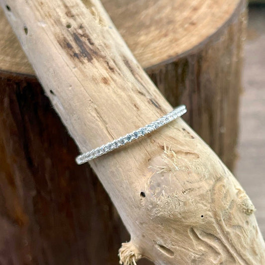 Bague femme en argent 925 – DON’T TOUCH MY SHINE, fine & pavée de zircons façon diamant – bijoux fait main en argent 925 | Pitch & Néo