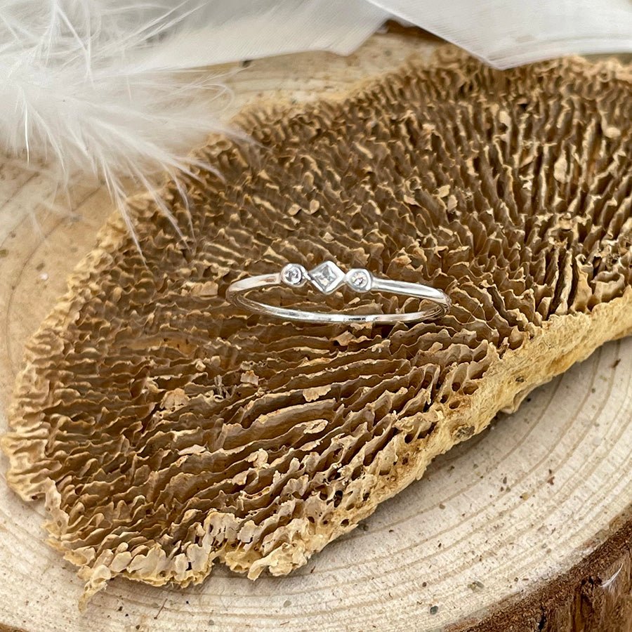 Bague femme en argent 925 – TRIPLE CRUSH, SWEETHEART, zircons façon diamant losange & ronds – bijoux fait main en argent 925 | Pitch & Néo