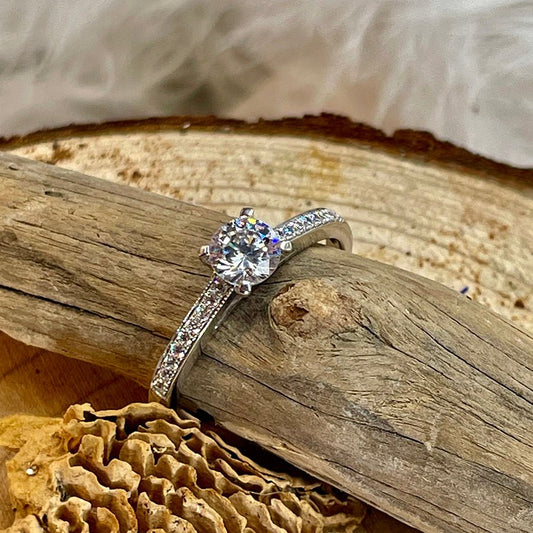 Bague femme I SAID YES TO MYSELF – solitaire argent 925 serti griffes & pavage zircons façon diamant – bijoux fait main en argent 925 | Pitch & Néo