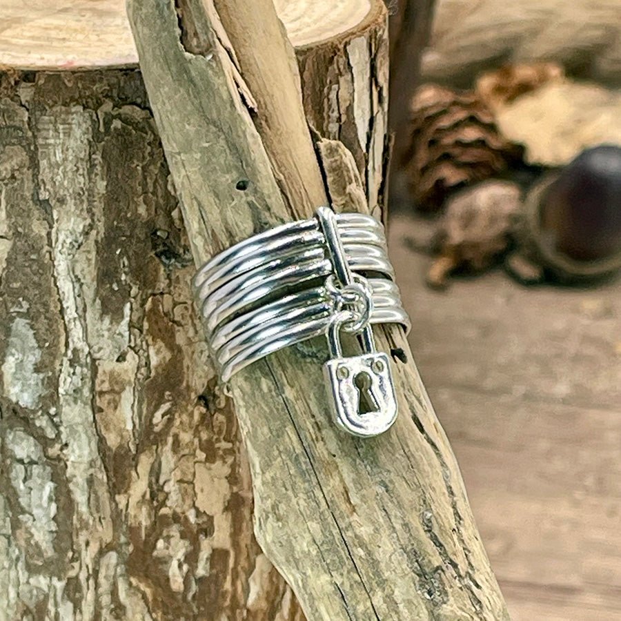 Bague femme LOCK ME CRAZY, BAD GIRL EDITION – semainier 7 anneaux lisses argent 925 & pendentif cadenas – bijoux fait main en argent 925 | Pitch & Néo