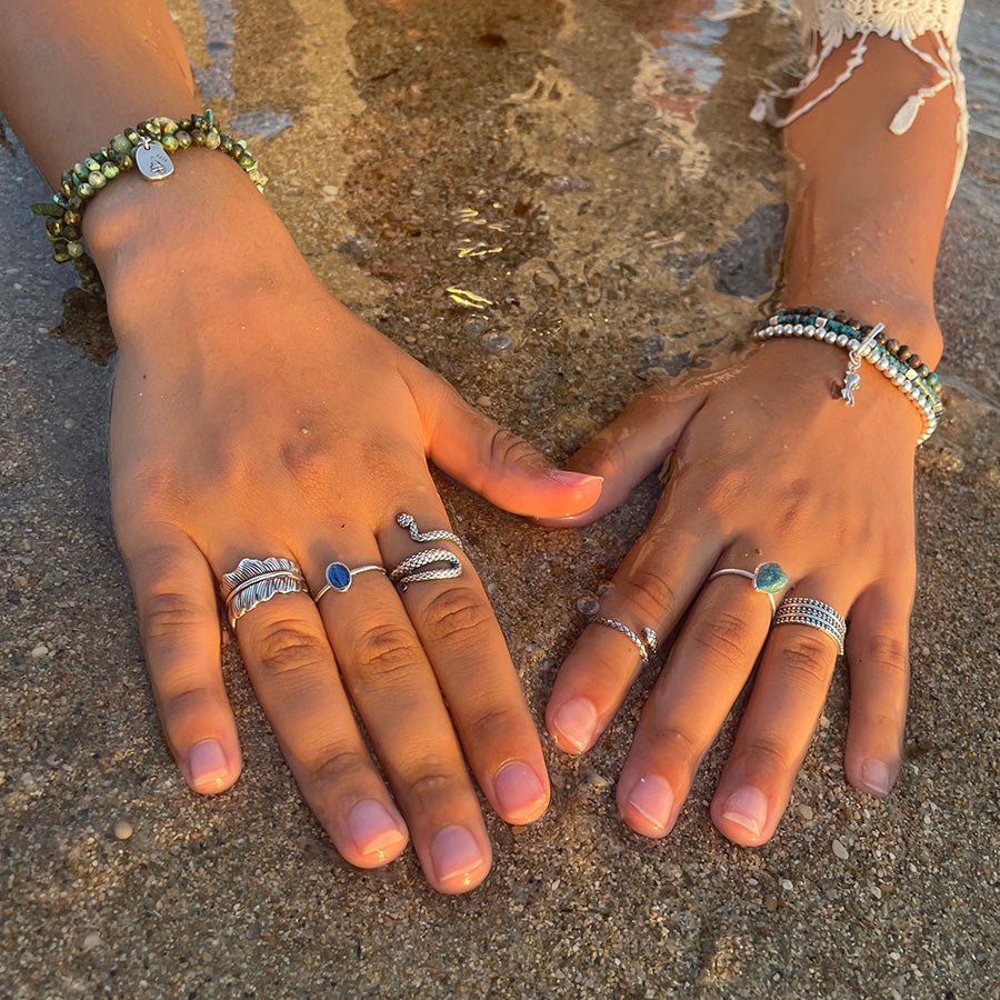 Bague femme OWN ME, GLITTER BRAT – large en argent 925, texture perlée et bords sculptés – bijoux fait main en argent 925 | Pitch & Néo