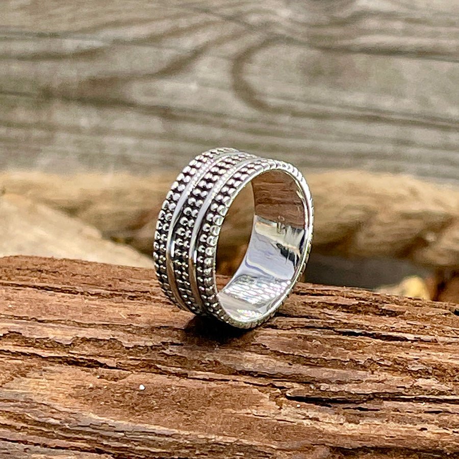 Bague femme OWN ME, GLITTER BRAT – large en argent 925, texture perlée et bords sculptés – bijoux fait main en argent 925 | Pitch & Néo