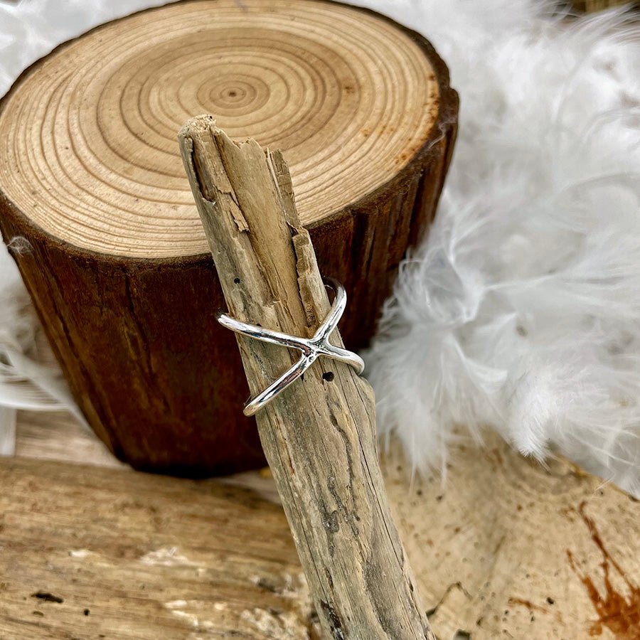 Bague femme OWN YOUR POWER – bague ajustable design croisé en argent 925 – bijoux fait main en argent 925 | Pitch & Néo