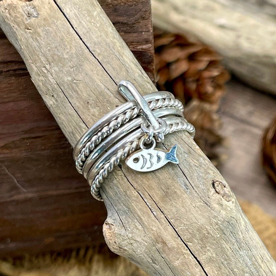 Bague femme SPLASH ME HARDER – semainier 7 anneaux argent 925 & pendentif poisson – bijoux fait main en argent 925 | Pitch & Néo