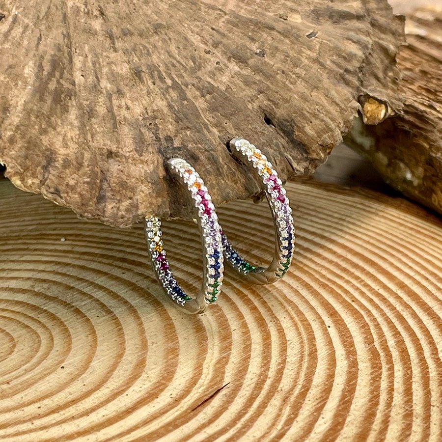 Boucles d’oreilles femme GOD SAVE THE GLITTER – créoles 20 mm pavées de zircons multicolores et argent 925 – bijoux fait main en argent 925 | Pitch & Néo