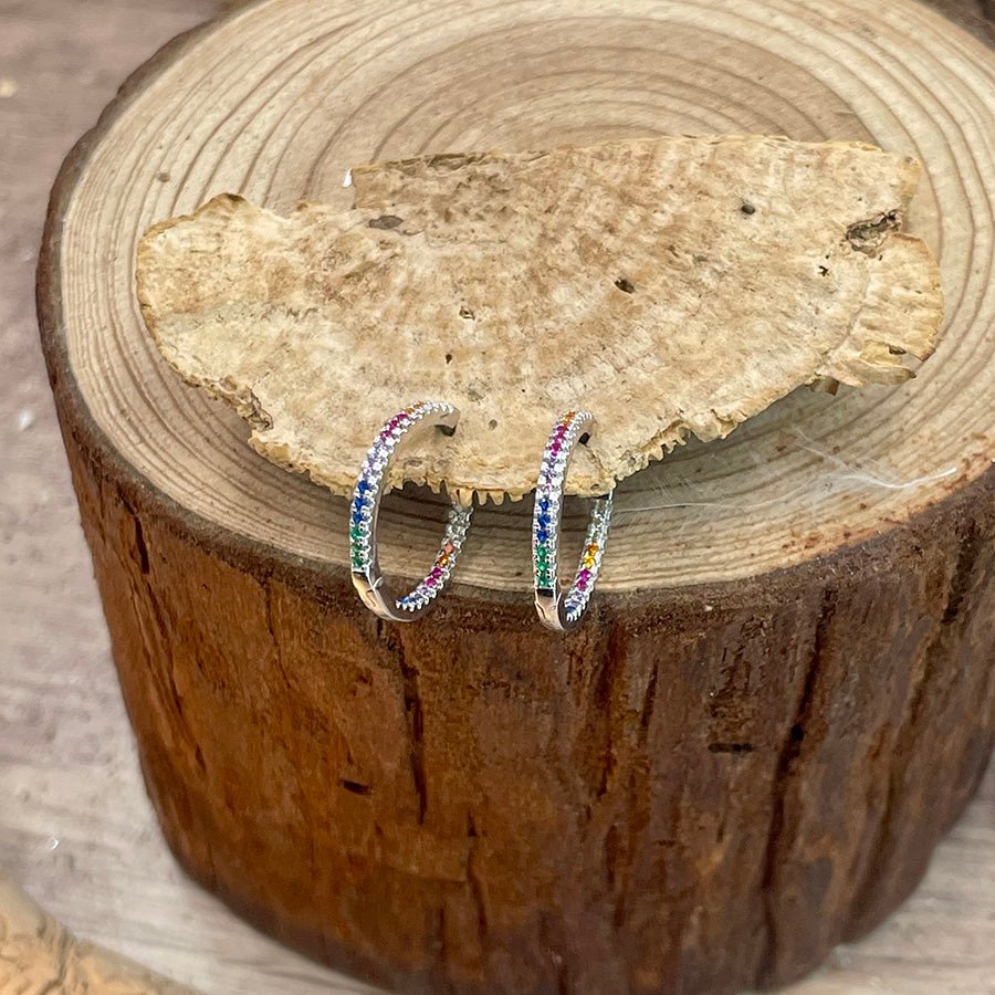 Boucles d’oreilles femme GOD SAVE THE GLITTER – créoles 20 mm pavées de zircons multicolores et argent 925 – bijoux fait main en argent 925 | Pitch & Néo