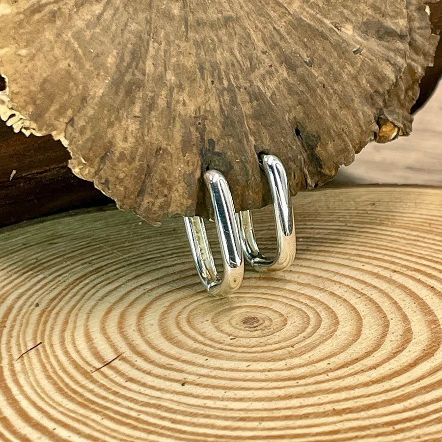 Boucles d’oreilles femme STEEL KISS – créoles rectangulaires épaisses 15 mm en argent 925 – bijoux fait main en argent 925 | Pitch & Néo