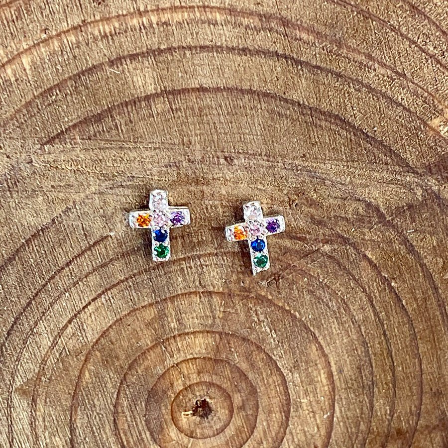 Boucles d’oreilles femme TOO CUTE TO CONFESS – croix pavées de zircons multicolores, argent 925 – bijoux fait main en argent 925 | Pitch & Néo